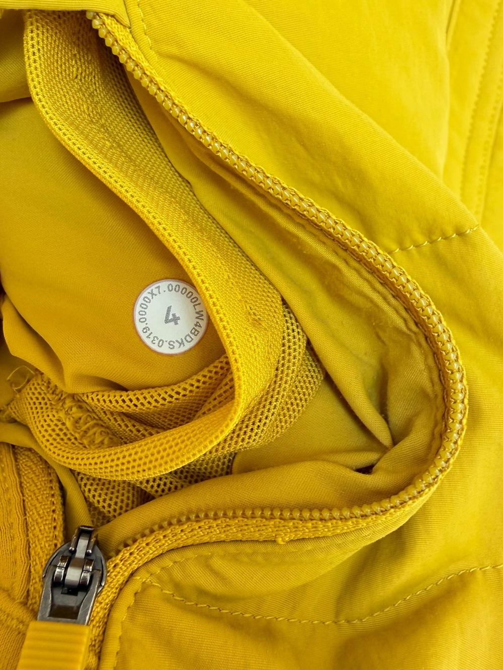Lululemon Another Mile Jacket - Size 4 - Honeycomb - Picture 9 of 15